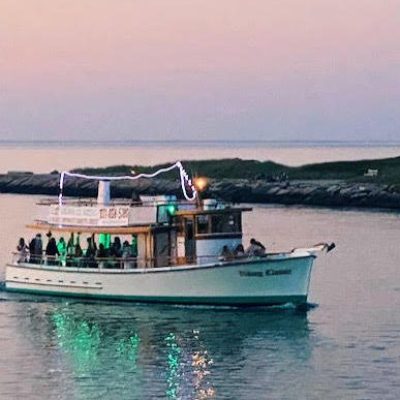 a small boat in a body of water